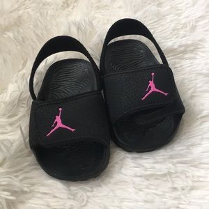 Jordan slippers